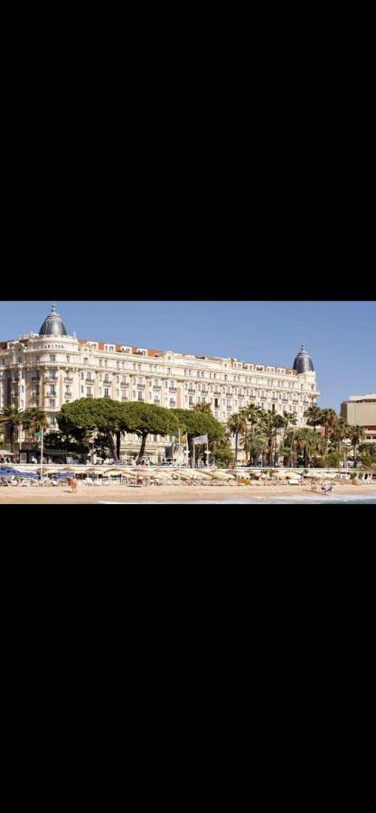 Appartamento Centre Grand 3 Pieces A Pieds Cannes